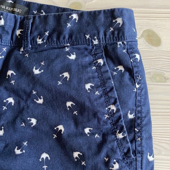 Banana Republic Shorts - Picture 4 of 7